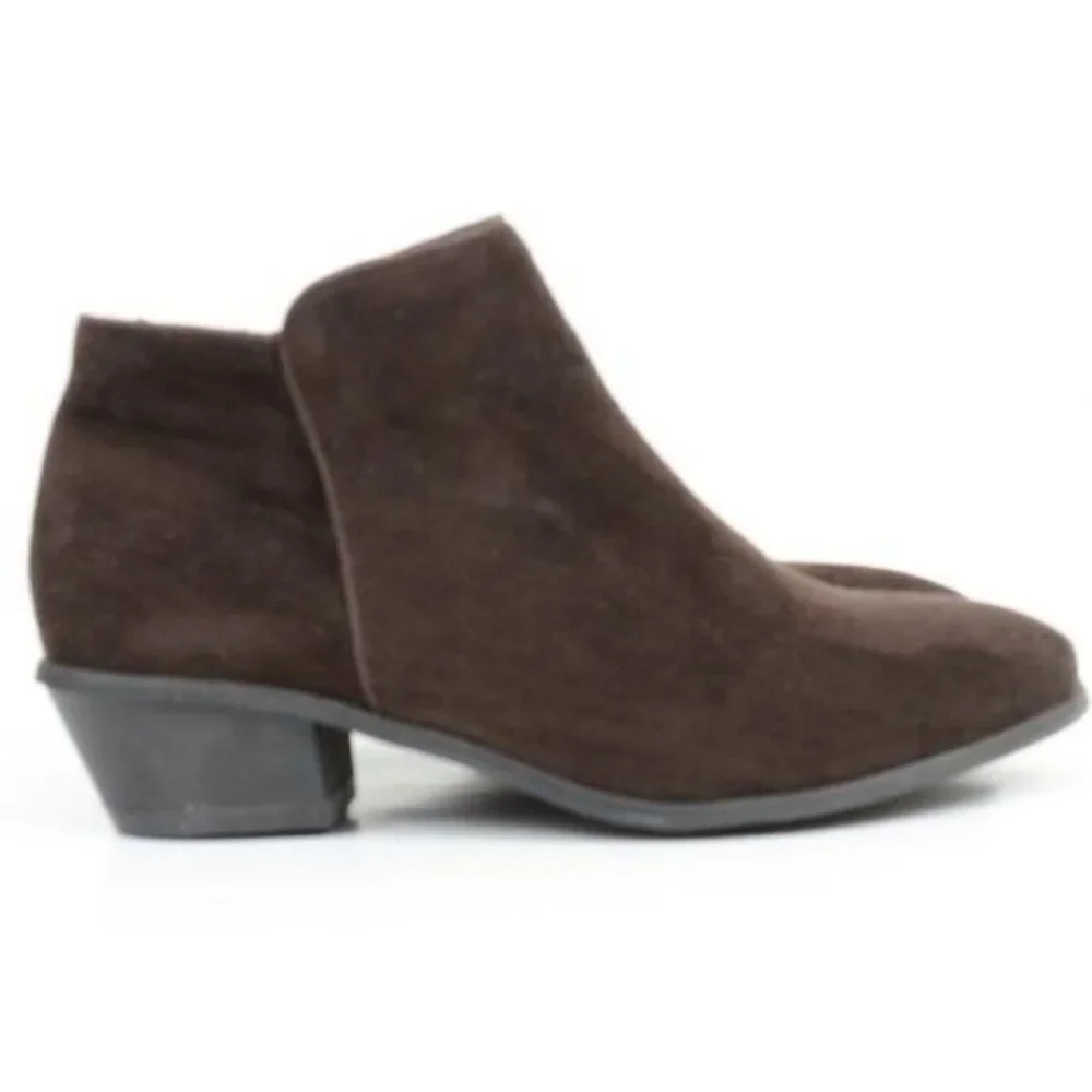 Side Step Women's 9.5 WIDE‎ Brown Faux Suede Booties Western Minimalist Festival